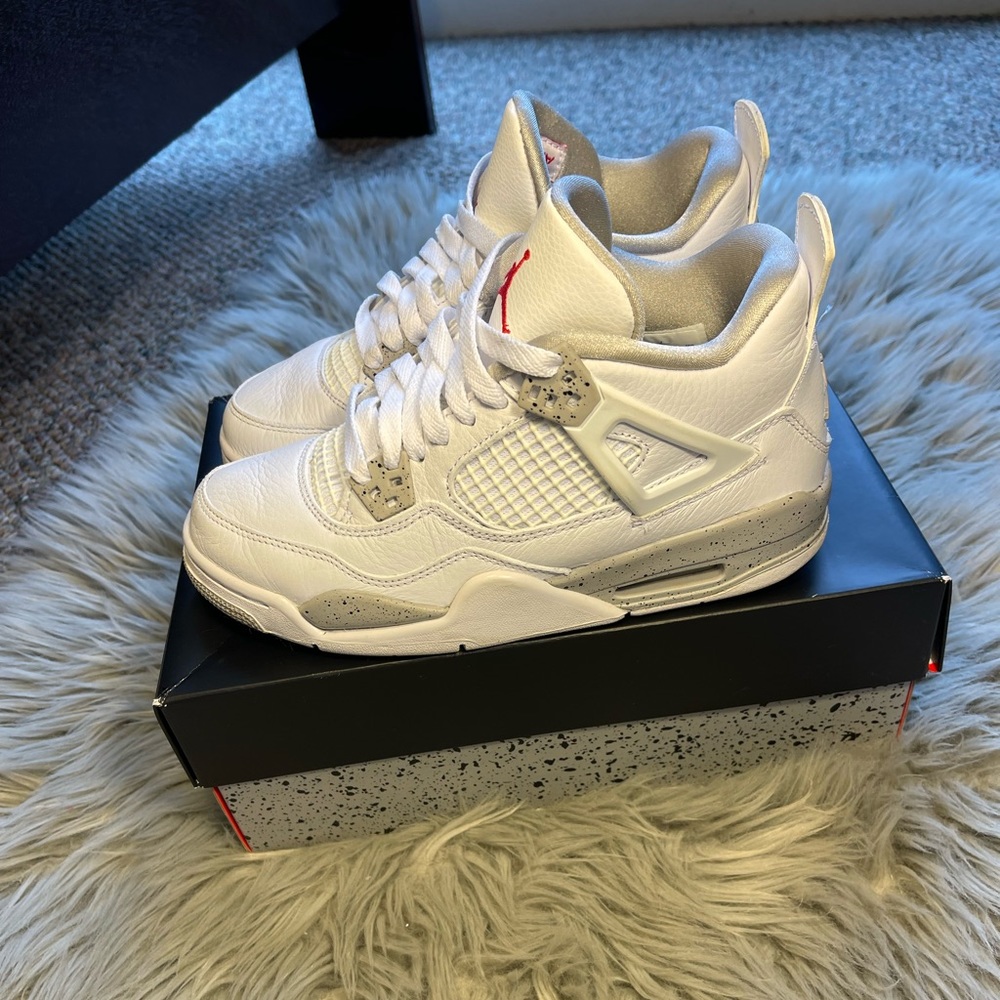 Air Jordan 4 Retro Oreos